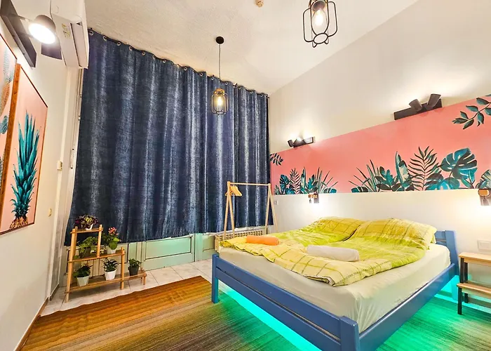 Glowleaf Loft
